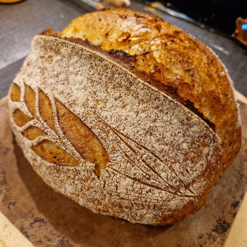 řezaný kváskový chleba