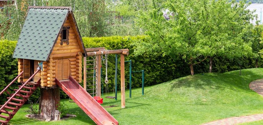 dřevěný domeček pro děti