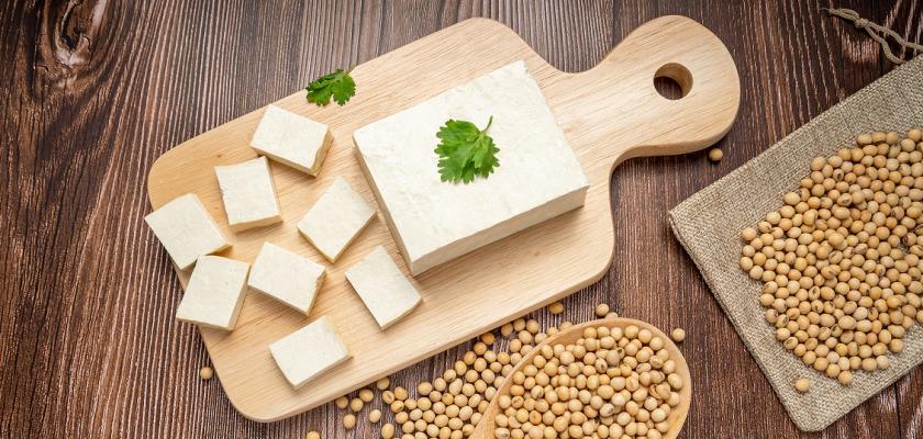 tofu na prkénku