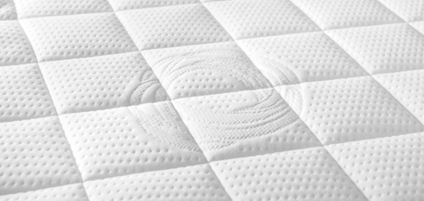 bílá matrace