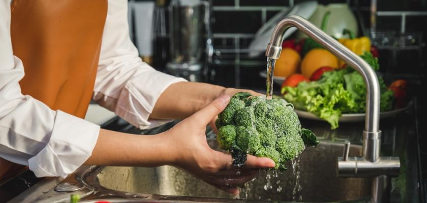 mytí brokolice