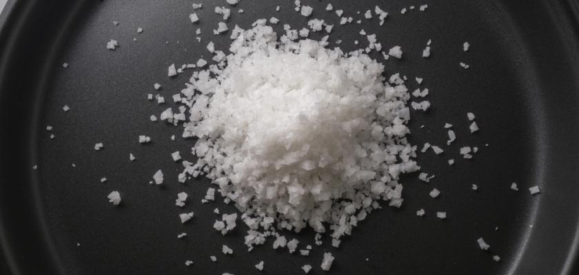sůl na pánvi