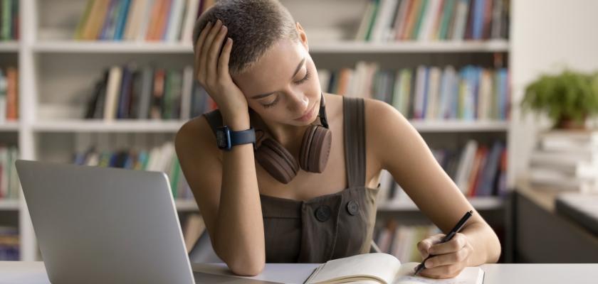 levorukost a vybavení bytu