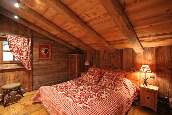ložnice v alpském stylu