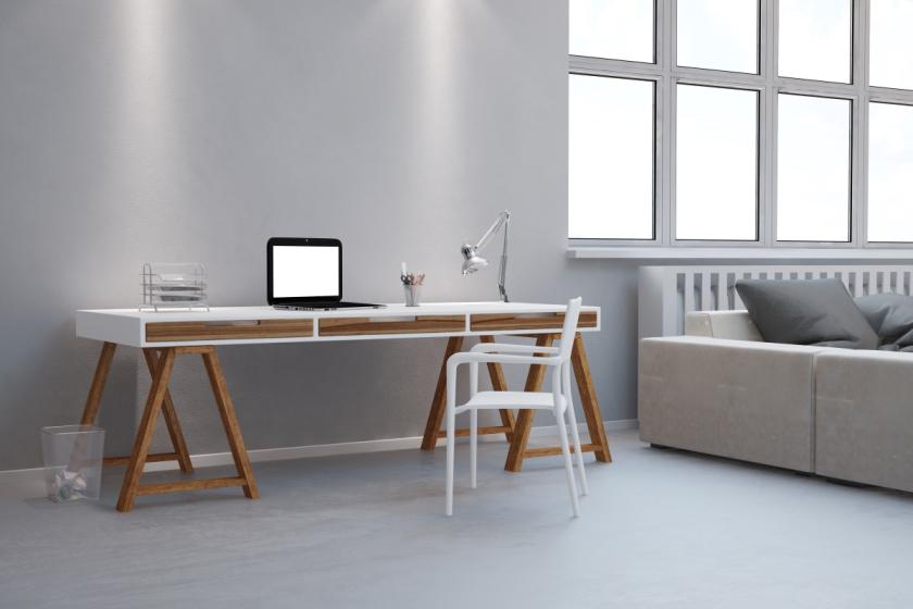 minimalistická pracovna v obýváku