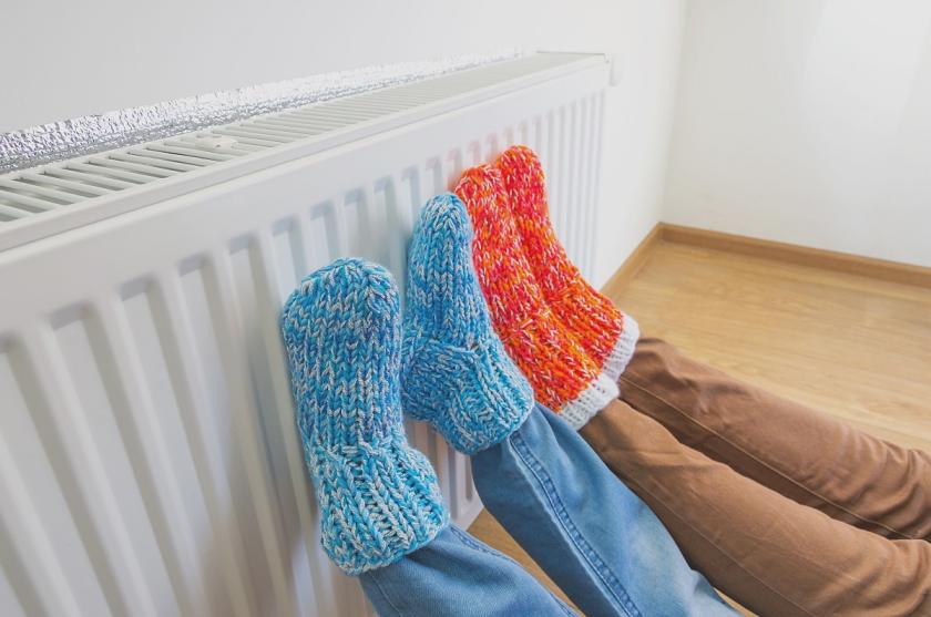 ponožky u radiátoru