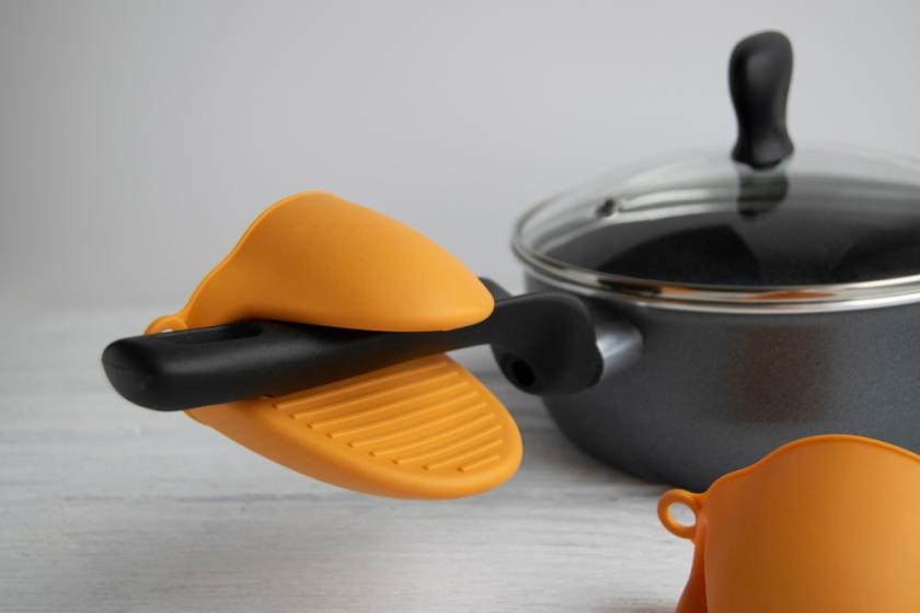 silikonová rukavice