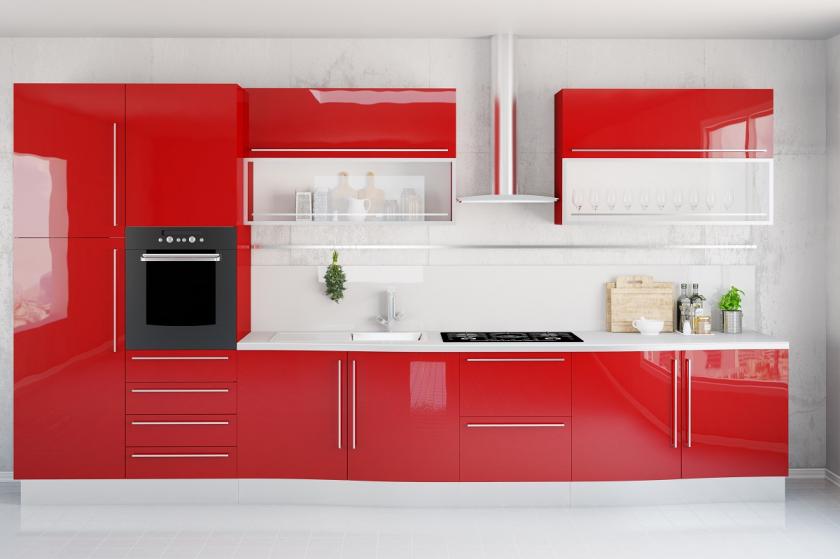 červená barva v kuchyni