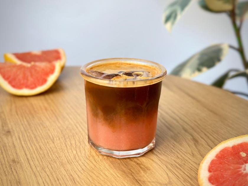 cold brew s pomerančem