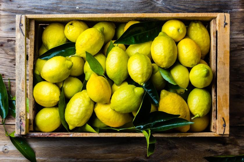 citrony v bedně